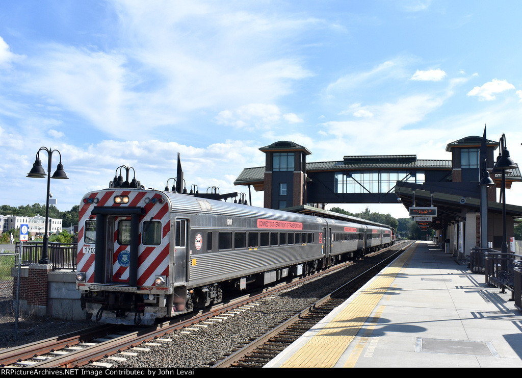 Ctrail Train 6458 departing Berlin Station